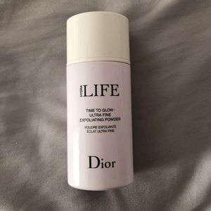 Dior • Time to Glow